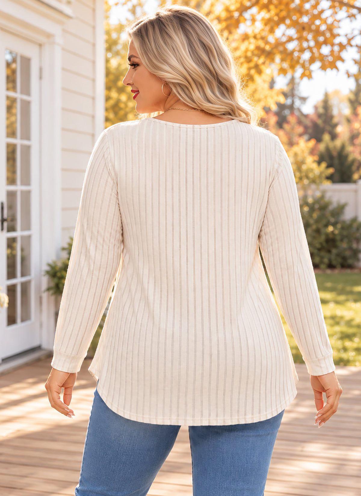 Plus Size Ivory Lace-Trim Tunic Top Q1