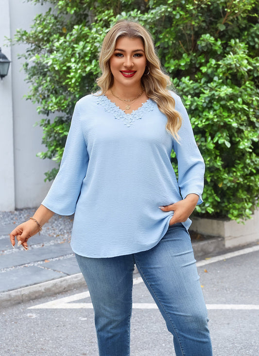 Women's Plus Size Floral Trim V-Neck Tunic Top J5