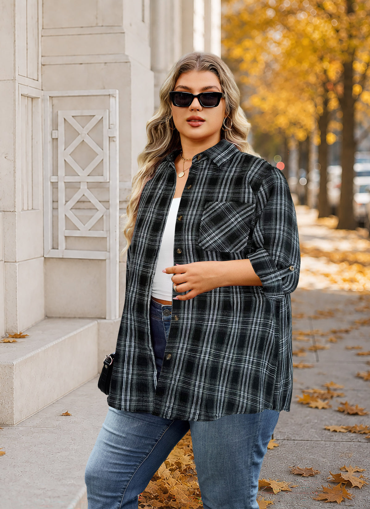 Plus Size Black Plaid Button-Up Shirt G26