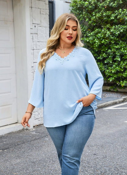 Women's Plus Size Floral Trim V-Neck Tunic Top J5