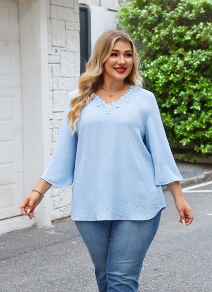 Women's Plus Size Floral Trim V-Neck Tunic Top J5
