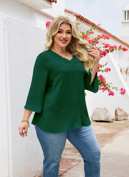 Women's Plus Size Floral Trim Tunic Top | 3/4 Sleeve V-Neck Blouse – Green J3