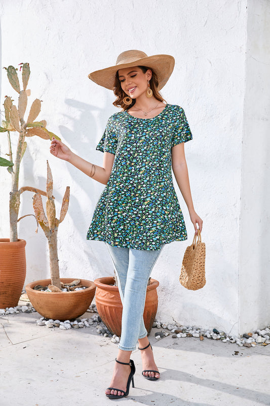 Dark Green Ditsy Floral Print Tunic Top – Women's Plus Size Short Sleeve Swing Blouse to Wear with Leggings (S–7XL) B8